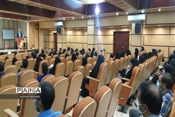 دومین نشست بصیرت‌افزایی معاونان و مربیان پرورشی مدارس منطقه 4 شهر تهران