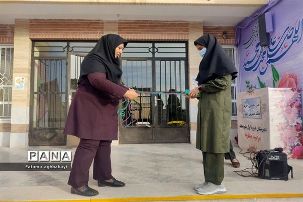 برگزاری المپیاد دانش‌آموزی در دبیرستان مرضیه