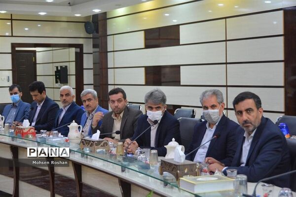 دیدار نماینده مردم بوشهر در مجلس شورای اسلامی با شورای معاونان اداره‌کل آموزش و پرورش بوشهر