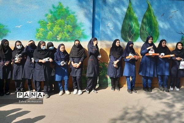 برگزاری جشنواره غذا در دبیرستان حدیث کسا شهرری