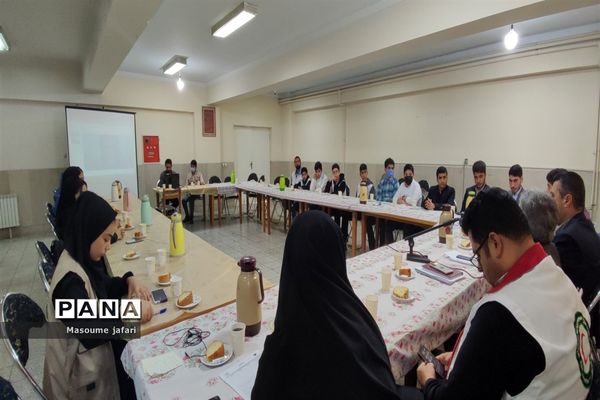 نشست تشکیلات دانش‌آموزی گلستان