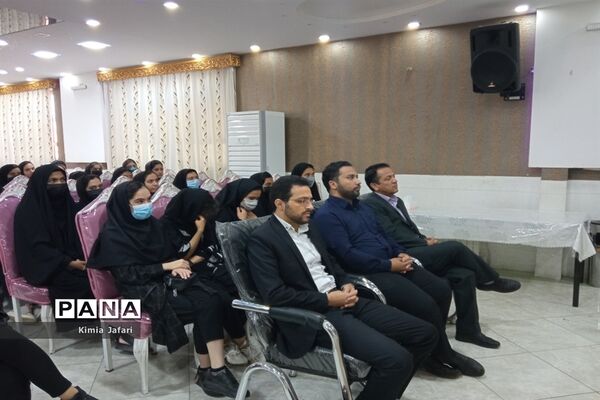 برگزاری همایش تغییرات کنکور در کاشمر