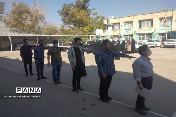 برگزاری کارگاه آموزشی مربیان سازمان دانش‌آموزی ناحیه ۳ شیراز