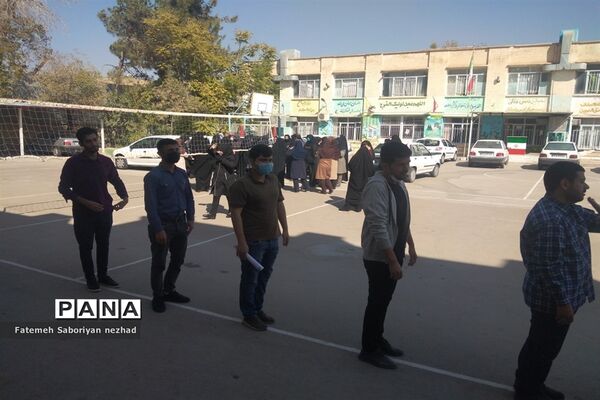 برگزاری کارگاه آموزشی مربیان سازمان دانش‌آموزی ناحیه ۳ شیراز