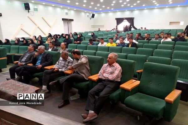 همایش هفته تربیت‌بدنی در کاشمر