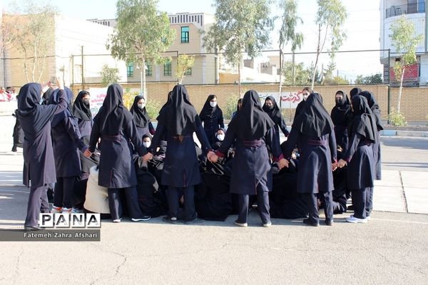 رزمایش استانی پدافند غیرعامل در مدرسه امامی سمنان