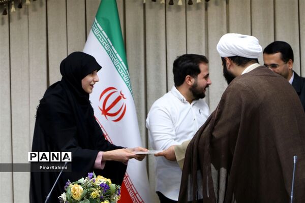 نشست هم‌اندیشی فعالان رسانه‌ای دهه هشتادی