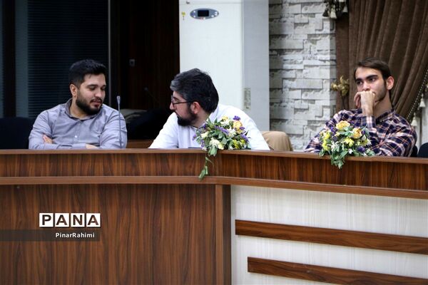 نشست هم‌اندیشی فعالان رسانه‌ای دهه هشتادی