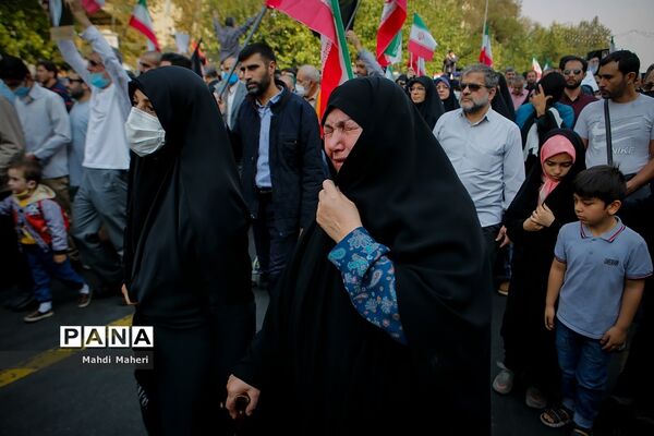 نماز جمعه عبادی _سیاسی تهران و راهپیمایی عظیم سراسری در محکومیت آشوب و ترور