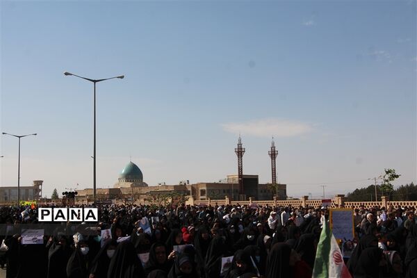 راهپیمایی مردم خراسان جنوبی در محکومیت اغتشاشات اخیر