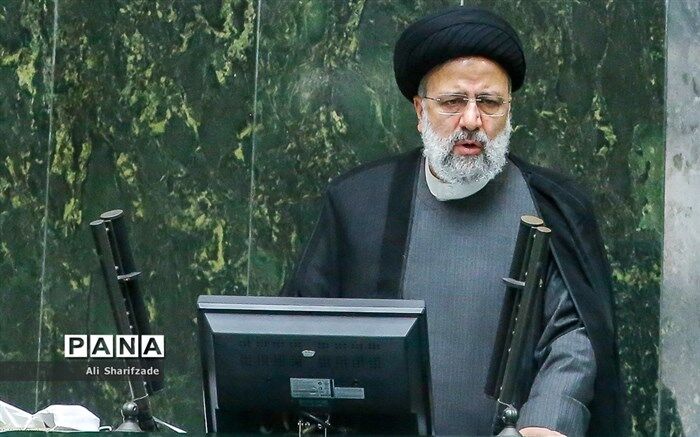 نامه رئیس‌جمهوری به مجلس؛‌ نمایندگان امکان ادامه خدمت فاطمی امین را فراهم کنند