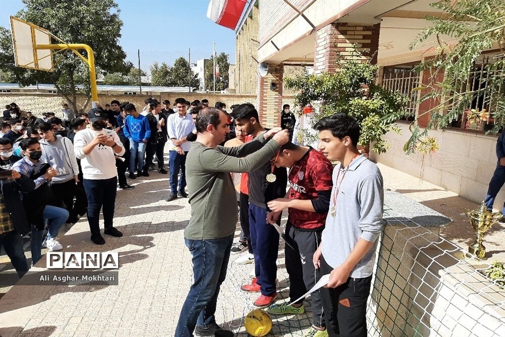 اختتامیه المپیاد ورزشی درون مدرسه‌ای شهرستان ساوجبلاغ