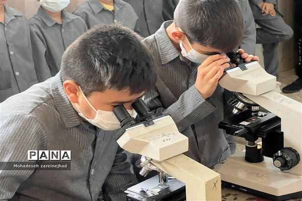 بازدید دانش‌آموزان مدارس قرچک از پژوهش‌سرای باقرالعلوم(ع) قرچک