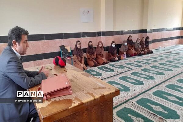 کارگاه توانمند‌‌سازی مدیران مدارس شهرستان‌‍ عسلویه