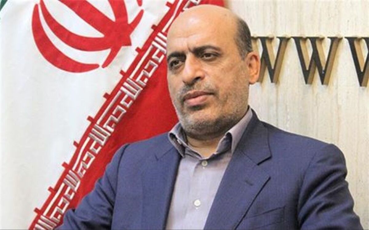 13 آبان روز نمایش اراده آهنین ملت ایران از سوی دانش‌آموزان است