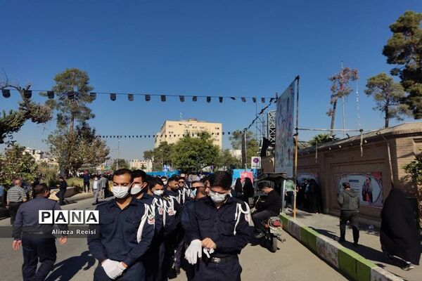 تشییع پیکر پاک شهدای اقدام کوردلانه تروریستان در شیراز