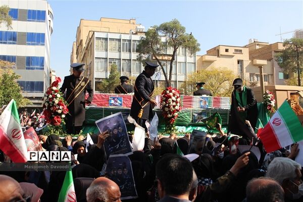 تشییع پیکر شهدای اقدام تروریستی حرم مطهر شاهچراغ (ع)