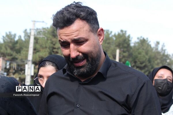 مراسم تشییع و وداع با «شهید امیر‌کمندی» در شهرستان بهارستان