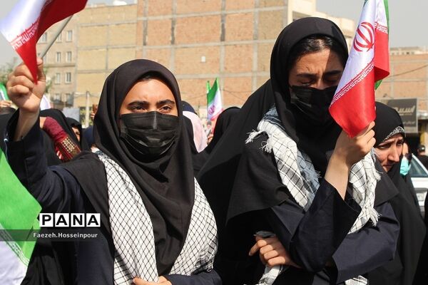 مراسم تشییع و وداع با «شهید امیر‌کمندی» در شهرستان بهارستان