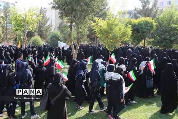 مراسم تشییع و وداع با «شهید امیر‌کمندی» در شهرستان بهارستان