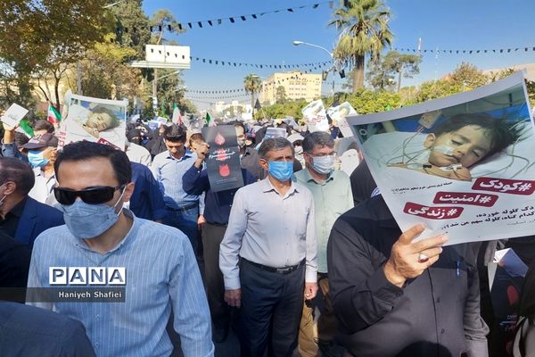 مراسم تشیع شهدای حرم شاهچراغ(ع)