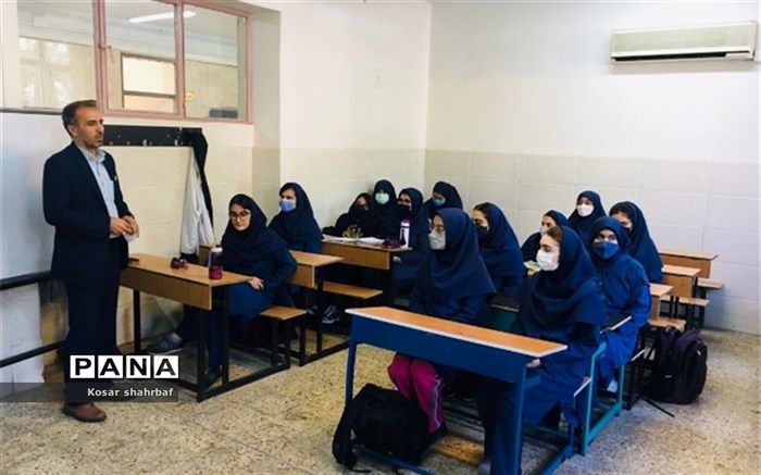 انتخاب صحیح رشته تحصیلی دبیرستان لازمه انتخاب درست رشته دانشگاه است