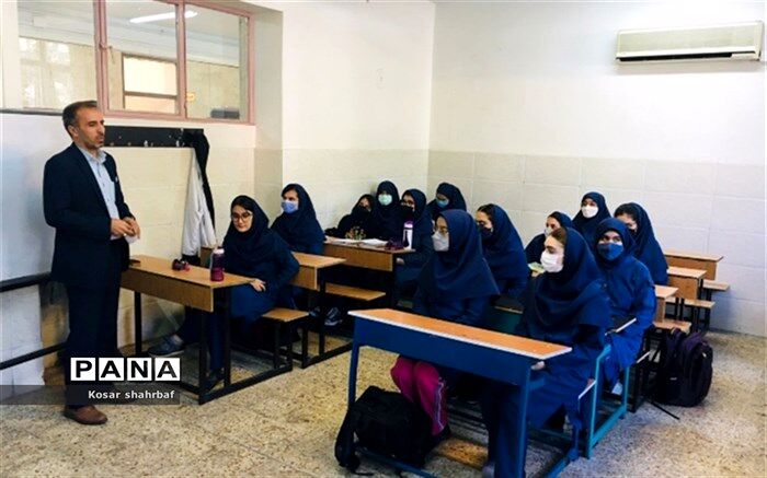 انتخاب صحیح رشته تحصیلی دبیرستان لازمه انتخاب درست رشته دانشگاه است
