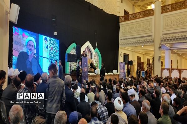 مراسم بزرگداشت شهدای حادثه تروریستی حرم مطهر شاهچراغ با حضور وزیر آموزش و پرورش