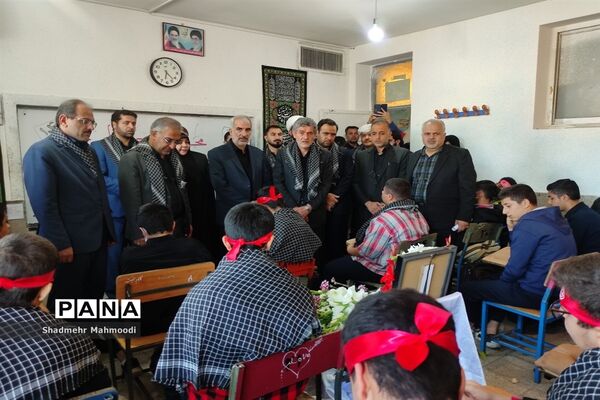 آیین گلباران کلاس درس دانش‌آموز شهید‌شیرازی با حضور وزیر آموزش و پرورش