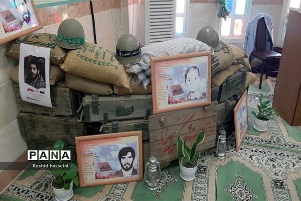 برگزاری یادواره شهدا در دبیرستان علامه حلی ملارد