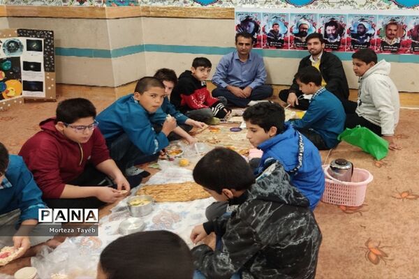روز غذای سالم در دبستان برکت رضوی ملارد