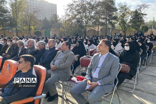 نواختن زنگ استکبارستیزی در مدارس کرمانشاه