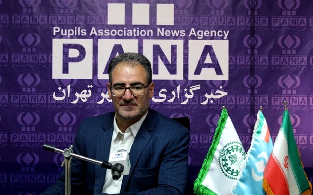 برپایی غرفه سازمان دانش‌آموزی شهر تهران در روز دانش‌آموز‌ با مشارکت دانش‌آموزان