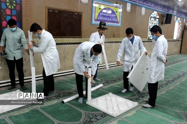 اولین دوره نمایشگاهی دستاوردهای دانش‌آموزان دبیرستان نمونه دولتی هفده شهریور