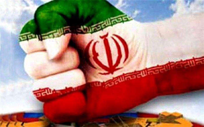 دست در دست هم اجازه دست‌درازی به هیچ بیگانه‌ای نمی‌دهیم