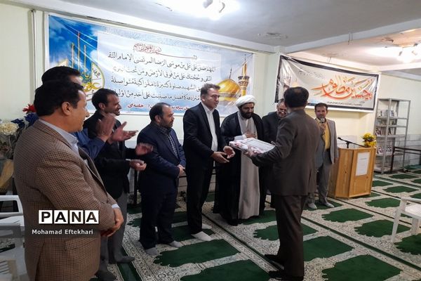 نشست شورای دبیران دبیرستان پسرانه نمونه آیت‌الله خامنه‌ای کاشمر