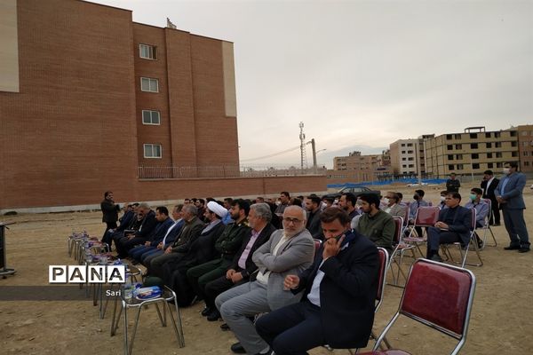 آیین کلنگ‌زنی پروژه ۱۲ کلاسه خیرساز مسکن مهر شاهین شهر