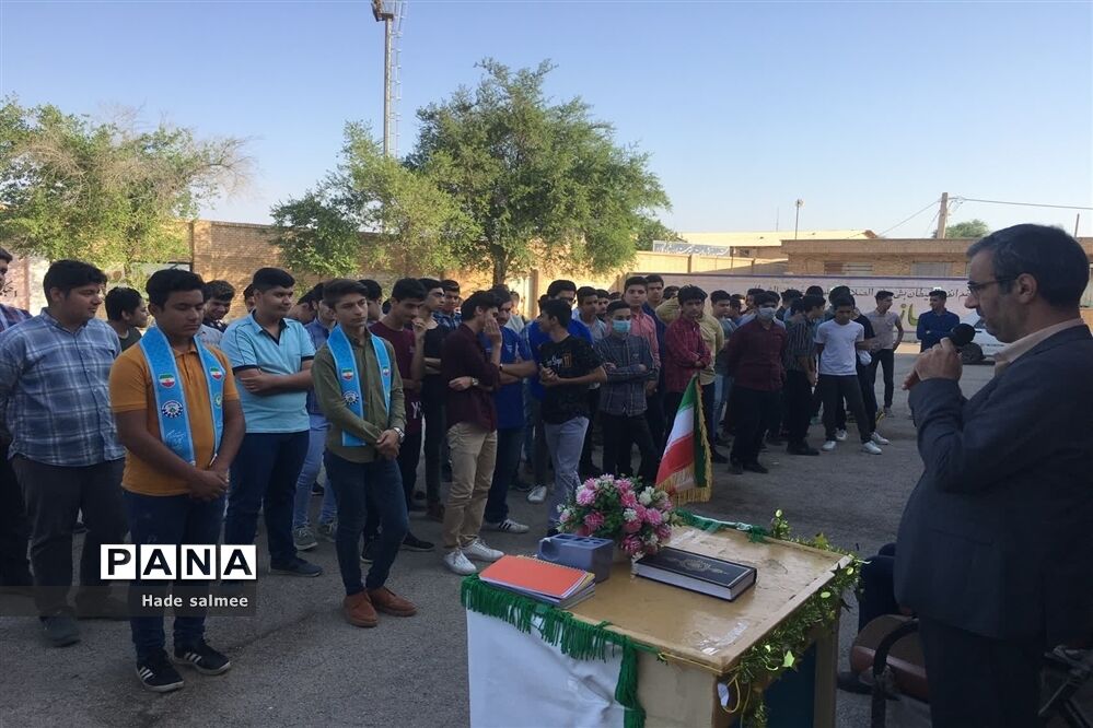 آیین نواختن زنگ استکبار‌ستیزی جهانی در شادگان