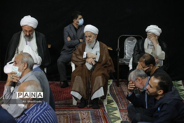 مراسم تشییع پیکر آیت‌ الله اختری
