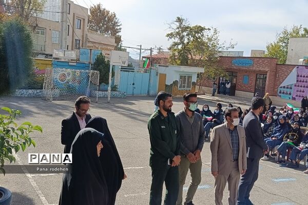 نواختن زنگ استکبار‌ستیزی در آموزش و‌ پرورش رودهن