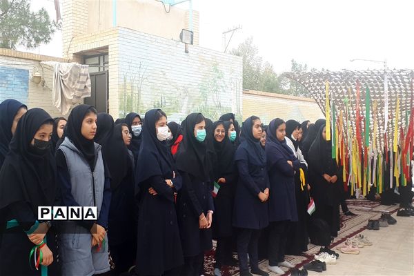 زنگ استکبارستیزی در مدارس ابرکوه