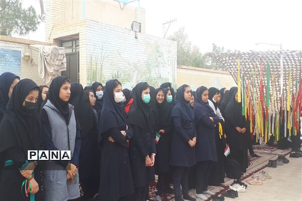 زنگ استکبارستیزی در مدارس ابرکوه