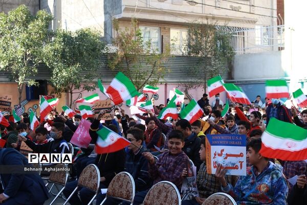 آیین استانی زنگ مبارزه با استکبار جهانی در زنجان
