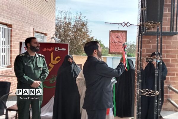 نواختن زنگ استکبار‌ستیزی در مدارس آموزش و پرورش ملارد