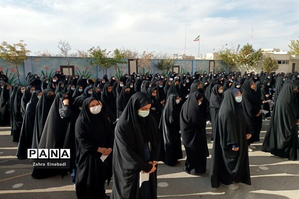 نواختن زنگ استکبار‌ستیزی در مدارس آموزش و پرورش ملارد