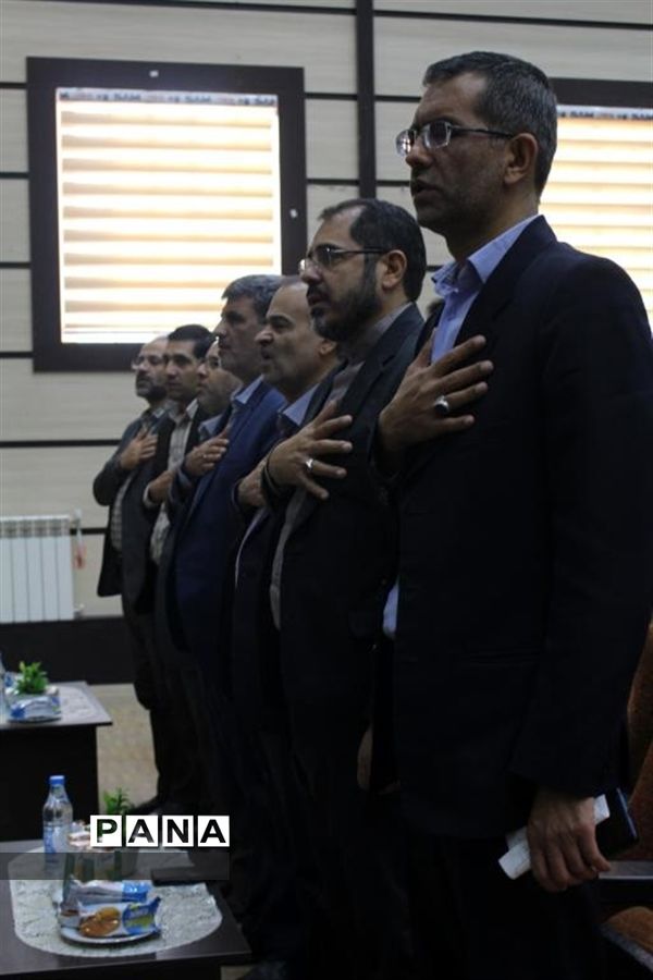 برگزاری مراسم روز دانش‌آموز در همدان