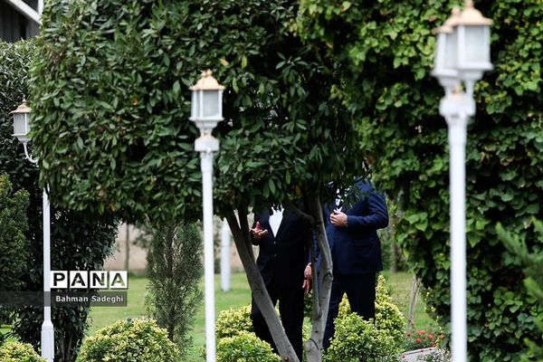 حاشیه جلسه هیات دولت - ۱۱ آبان