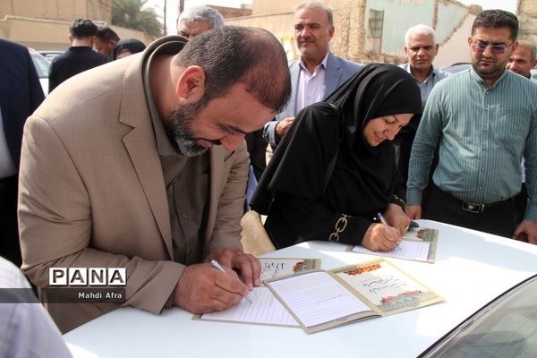 کلنگ زنی پروژه مشارکتی سالن چند منظوره شهید رضا نگهبان در بهبهان