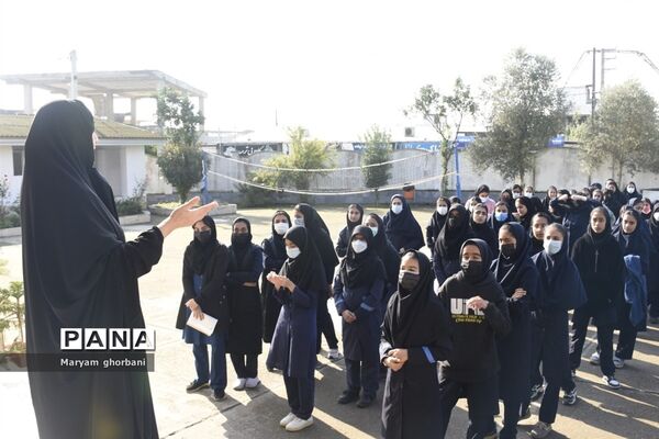 نواختن زنگ استکبار ستیزی در بهنمیر