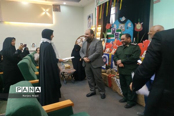 برگزاری یادواره شهدا دانش‌آموزی درکاشمر